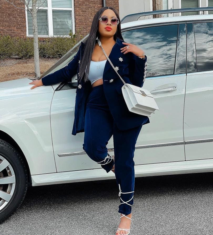 Scarlett Two-piece Suit Etiquettemode